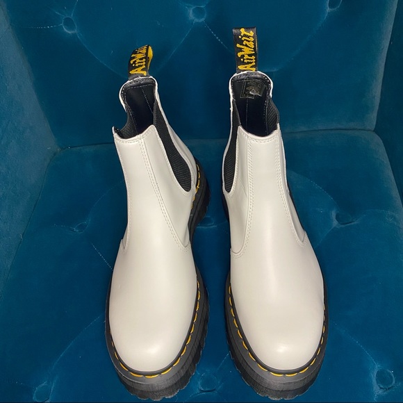 NIB Doc Martens white smooth leather platform 2976 quad chelsea boot - Picture 11 of 14